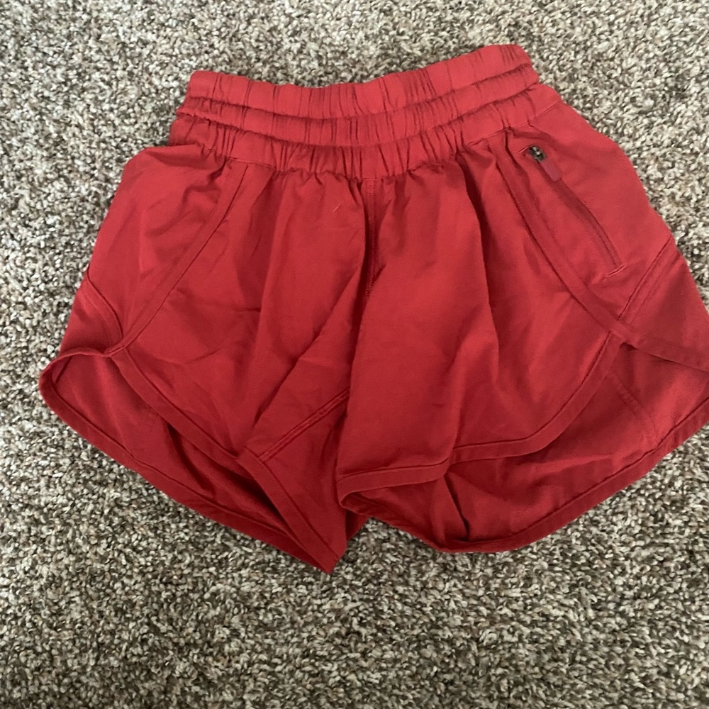 Lululemon high waist track that short 3 inch